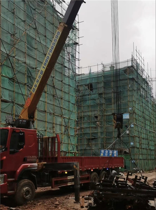 江油市“慢工细活”—— 吊车的 “微动控制” 技术