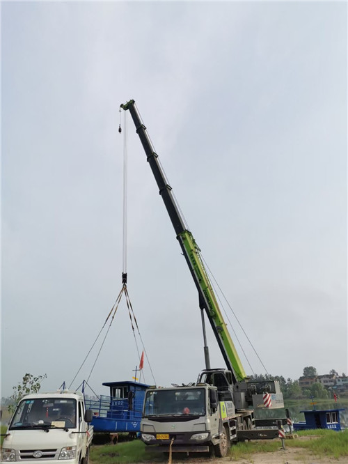 江油市桥梁建设吊装案例